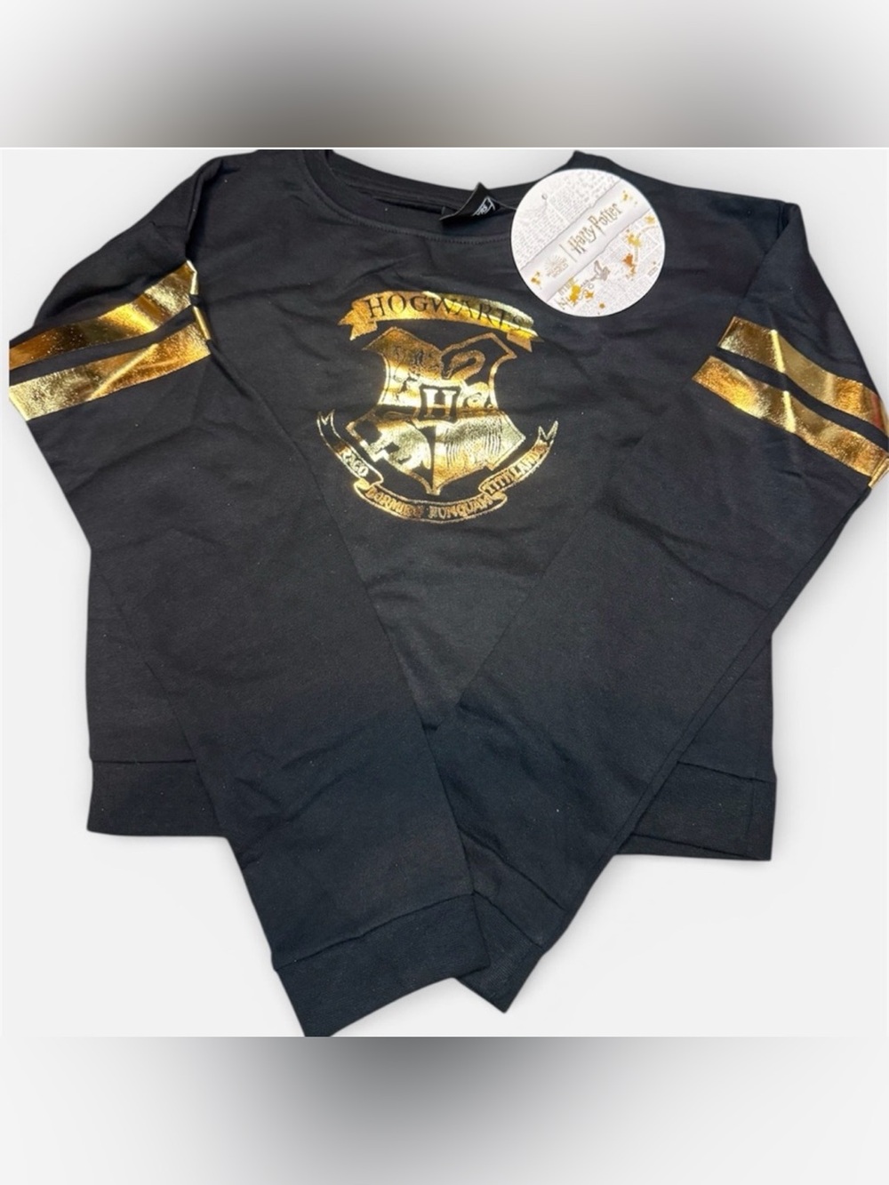 Harry Potter Hogwarts crewneck sweatshirt with gold foil accents- kids - nwt